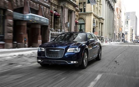 2018 Chrysler 300 Touring Awd Price And Specifications The Car Guide