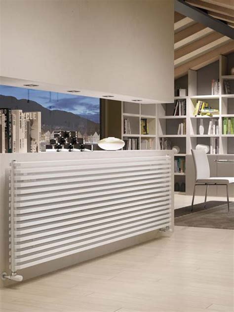 Feature Radiators Max Horizontal Radiator Senia Uk