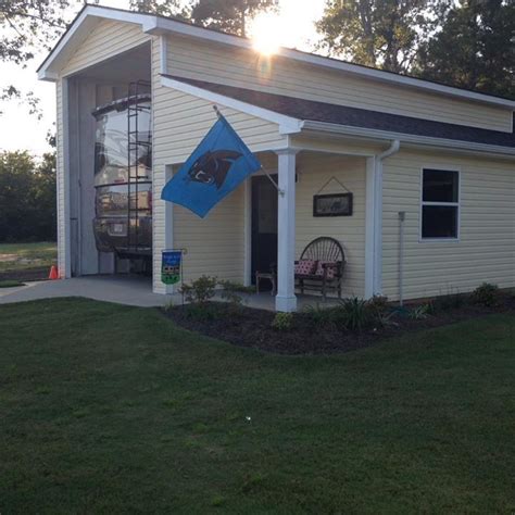 Sunward manufactures barndominiums, barn house kits and metal buildings with living quarters. RV barn home | Garage to living space, Rv garage, Garage ...