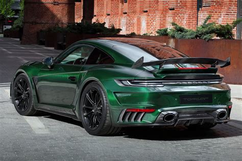 Porsche Turbo S With Exposed Green Carbon Fiber Looks Extraordinary