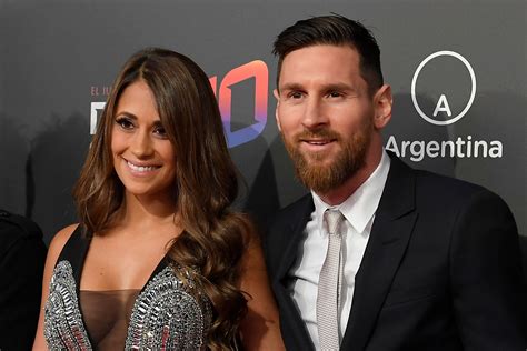 who is lionel messi s wife antonella roccuzzo and how long have they been married the us sun
