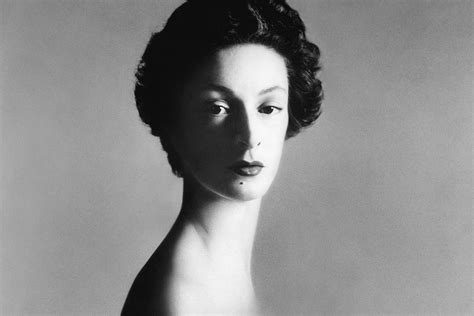 The 1950s Richard Avedon Portrait Which Helped Define Modern Beauty