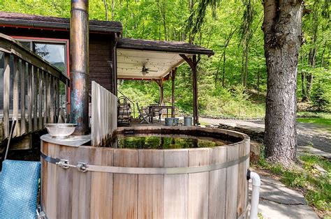 Ny Airbnb Wood Fired Hot Tub And Breathtaking Mountain Views