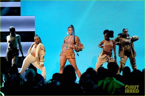Ciara Performs Melanin At American Music Awards 2019 Photo 4393539 Ciara Photos Just