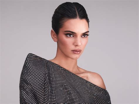 Kendall Jenner Photos News Updates And More Vogue