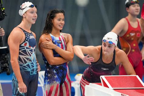 Bella Sims Las Vegas Native Earns Swimming Silver At Olympics