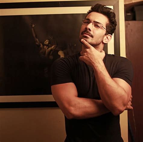 Abhinav Shukla Actor Height Age Girlfriend Wife Family Biography More Contestant In