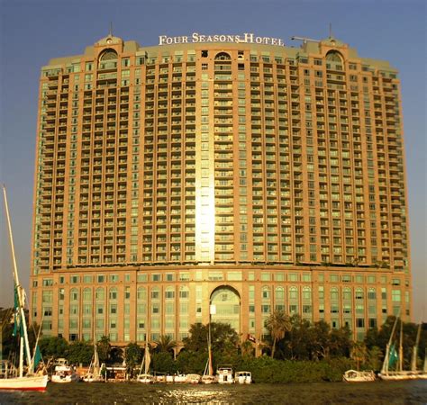 Four Seasons Hotel Cairo At Nile Plaza Kairo 1999 Structurae