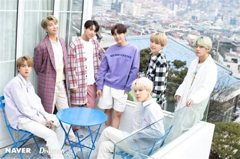 Les Bts Célèbrent Le White Day Lors Dun Photoshoot Exclusif Avec