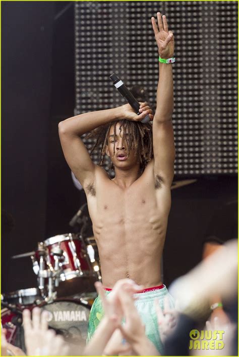 Jaden Smith Shows Off His Six Pack While Shirtless On Stage Photo