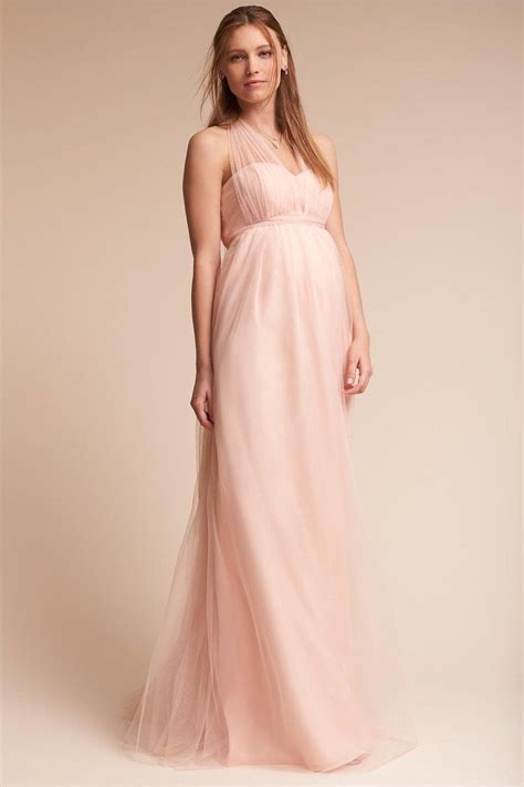 20 Maternity Bridesmaids Dresses For Your Pregnant Bridesmaid