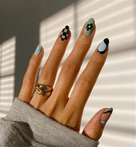 Pin By Joanna Lim On Nails In 2021 Stylish Nails Acrylic Nails Gel Nails