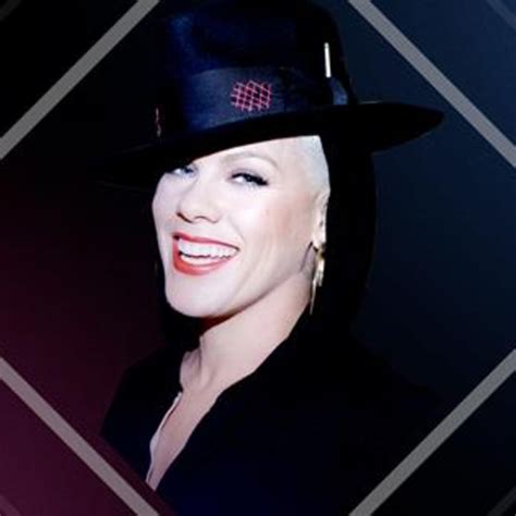 Pink The Peoples Choice Awards Champion Of 2019 E Online