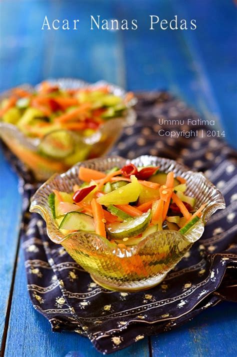 Acar timun ternyata tidak hanya terdapat di indonesia, namun juga populer di luar negeri. Simply Cooking and Baking...: Acar Nanas Pedas