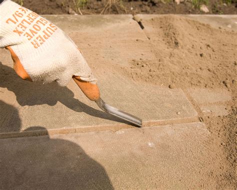 7 Easy Ways To Remove Weeds From Patios And Pavers Gardeningetc