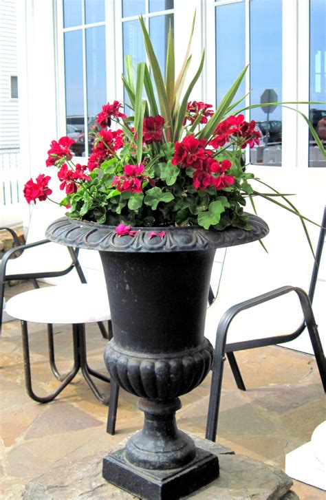 Urn For Your Front Or Back Porch Porch Urns Front Porch Planters