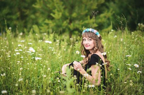 무료 이미지 숲 식물 들 사진술 목초지 햇빛 꽃 여름 녹색 어린이 아름다움 삼림지 서식지 카밀레