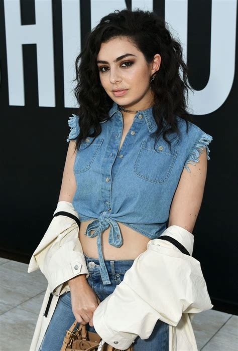 Charli Xcxs Mane Moments See Her Hottest Looks Here
