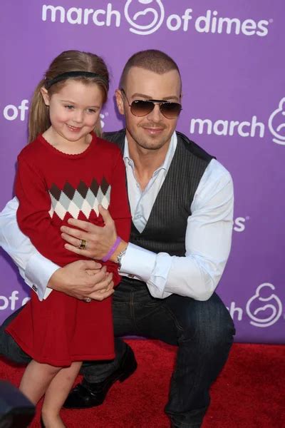 Joey Lawrence And Daughter Stock Editorial Photo © Jeannelson 12515694