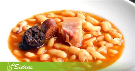 La fabada es el cocido tradicional de la cocina asturiana elaborado con alubias blancas, chorizo y una mezcla de lomo y morcilla. Receta de Fabada Asturiana 【2020】 | 【Cocina Asturiana】