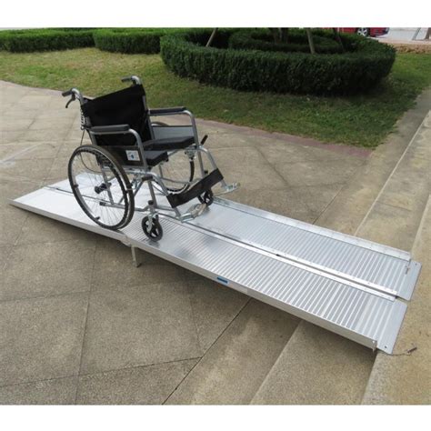 Zimtown 10 Ft Aluminum Multifold Portable Wheelchair Scooter Mobility