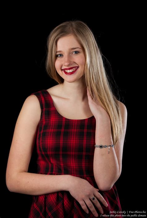 A Natural Blonde 17 Year Old Girl A Studio Photoshoot By Serhiy