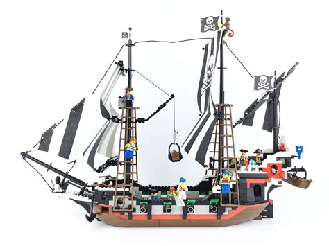 Lego 6286 System Pirates Series Skulls Eye Schooner Retiered And Rare