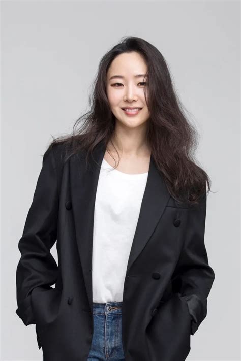 รู้จัก Min Hee Jin ผู้ปั้นเกิร์ลกรุ๊ปน้องใหม่อย่าง New Jeans ให้ดัง