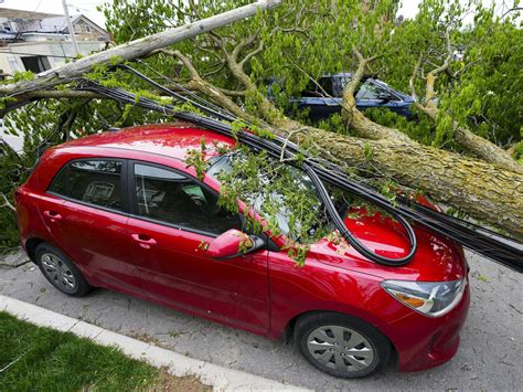11th Person Dies From Weekend Storm Tens Of Thousands Ontarians Still