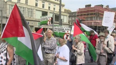 Anti Israeli Protest On The Streets Of Edinburgh Bbc News