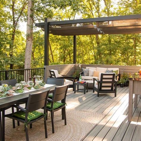 10 Awesome Outdoor Living Space Ideas