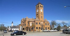 Downtown Tuskegee, Alabama | Tuskegee is a beautiful communi… | Flickr