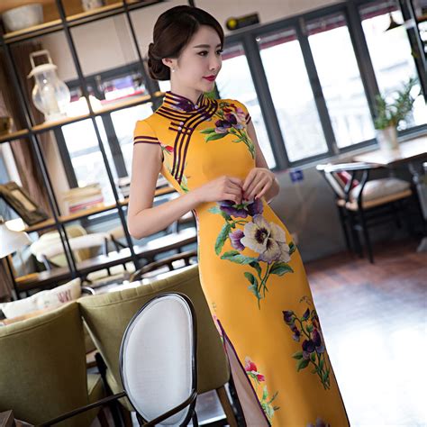 New Arrival Fashion Yellow Satin Long Cheongsam Chinese Womens Dress Elegant Qipao Vestidos