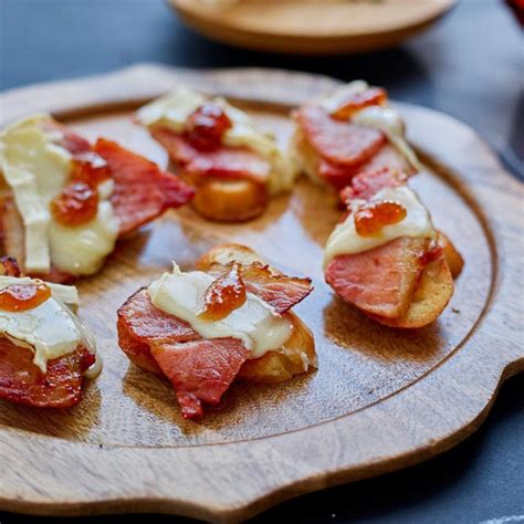 Ham And Brie Crostini With Fig Jam Appetizer Recipes Finger Food