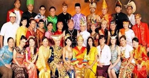 34 Macam Suku Dan Etnis Yang Ada Di Indonesia Terlengkap Adat