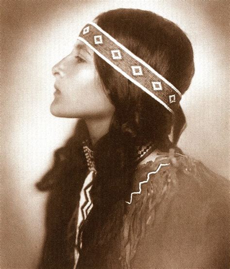 Rare Old Photos Of Native American Women And Children Huffpost