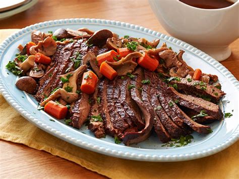 It's best slow cooked and sliced thin so that the best flavor and texture can be enjoyed together. Slow Cooker Brisket with Brown Gravy Recipe | Sandra Lee ...