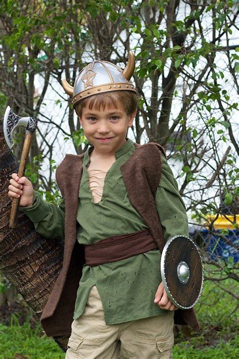 Viking costumes for adults and kids: Homemade Hiccup Costume: How to Train Your Dragon (With images) | Hiccup costume, Kids viking ...