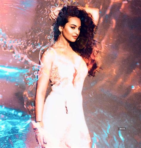 Sonakshi Sinha Photos On Sonakshi Sinhas 31st Birthday Here Are Her 31 Stunning Pictures