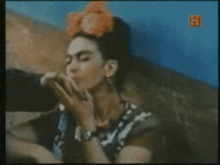Frida Kahlo Gifs Get The Best Gif On Giphy