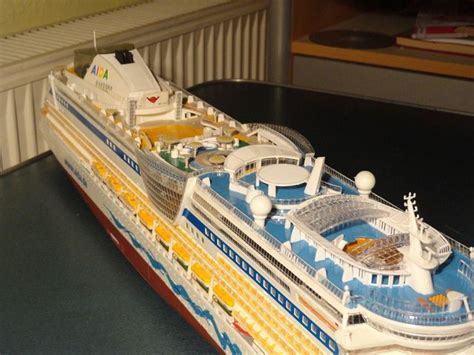 Oh, and i'll upload more videos as the progress continues. REVELL AIDAluna 1:400 Bauthread - Seite 6 - AIDA allgemein ...