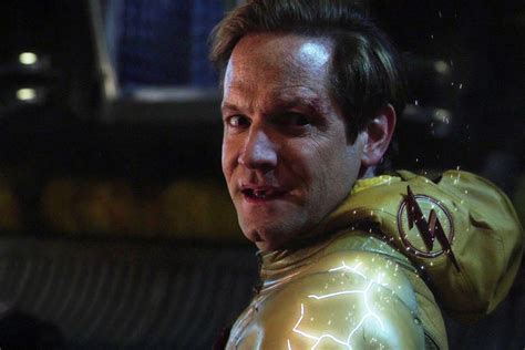 Reverse Flash Will Flash Back To The Flash In 2016