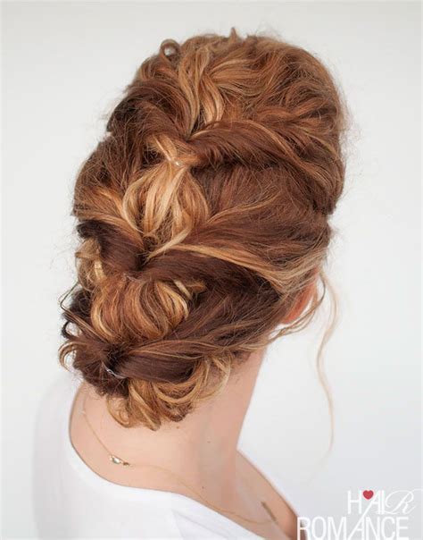 24 Easy And Cute Hairstyles For Curly Hair