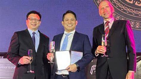 Gcash Sole Ph Fintech Firm To Bag Two Accolades At Asian Banker