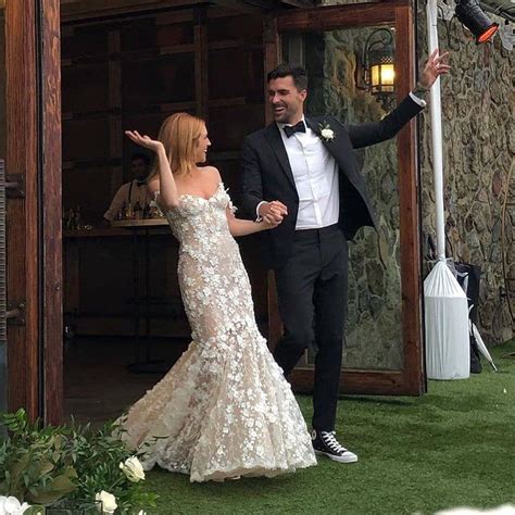 Actress Brittany Snow Weds Tyler Stanaland In Malibu Artofit
