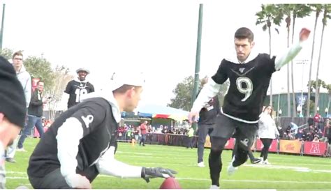 Justin Tucker Drains 70 Yard Field Goal During Pro Bowl Warmups Video