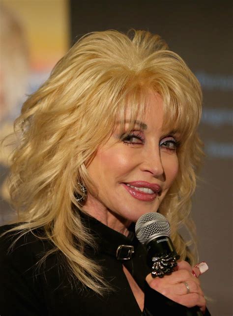 Please report any accounts claiming to be dolly so we can get them taken down to keep this platform safe. Dolly Parton Photos Photos - Dolly Parton Press Conference ...
