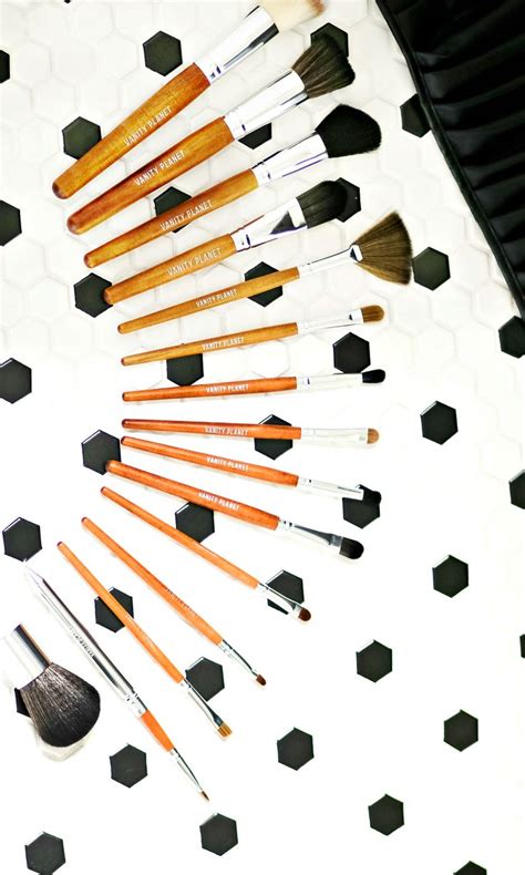 15 vanity planet makeup brushes and how to properly use them makeup brushes top makeup