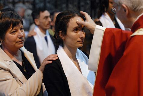 Quest Ce Que Le Sacrement De La Confirmation Liturgie And Sacrements