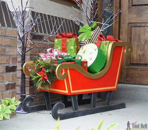 Our ideas for outside christmas porch decor will have your home looking gorgeous in no time. DIY Santa Sleigh | Christmas yard art, Outdoor christmas ...